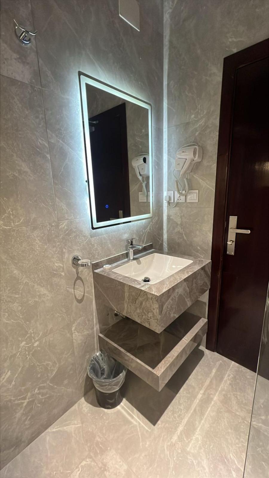 White Beach Hotel Suites Рабіґ Екстер'єр фото